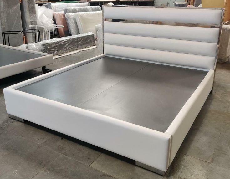 Queens size bed
